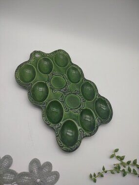 Vintage Retro MCM Ceramic Green Deviled Egg Tray Holder Platter or Wall Hang